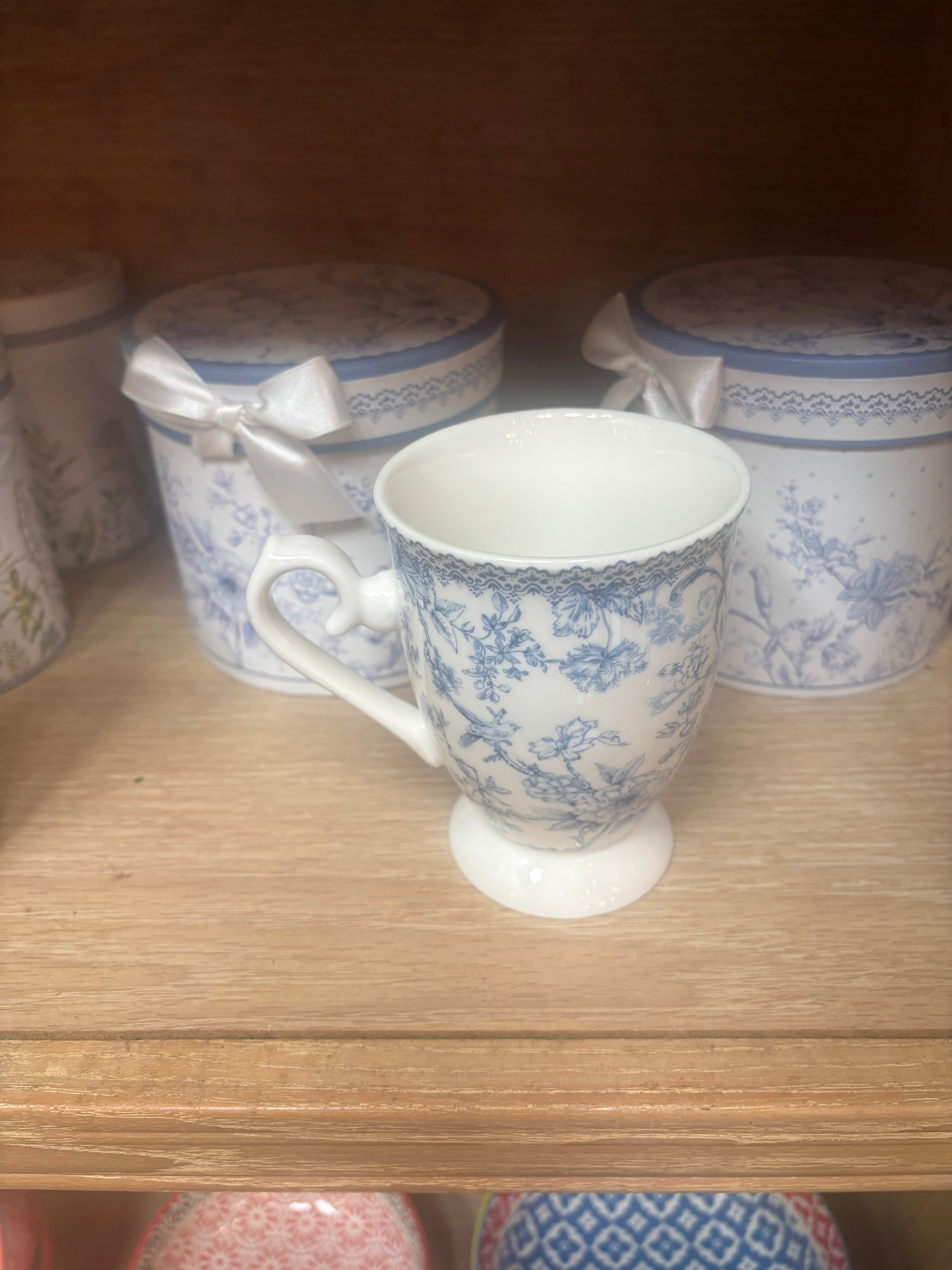 Blue and White Tea Cup with Gift Box