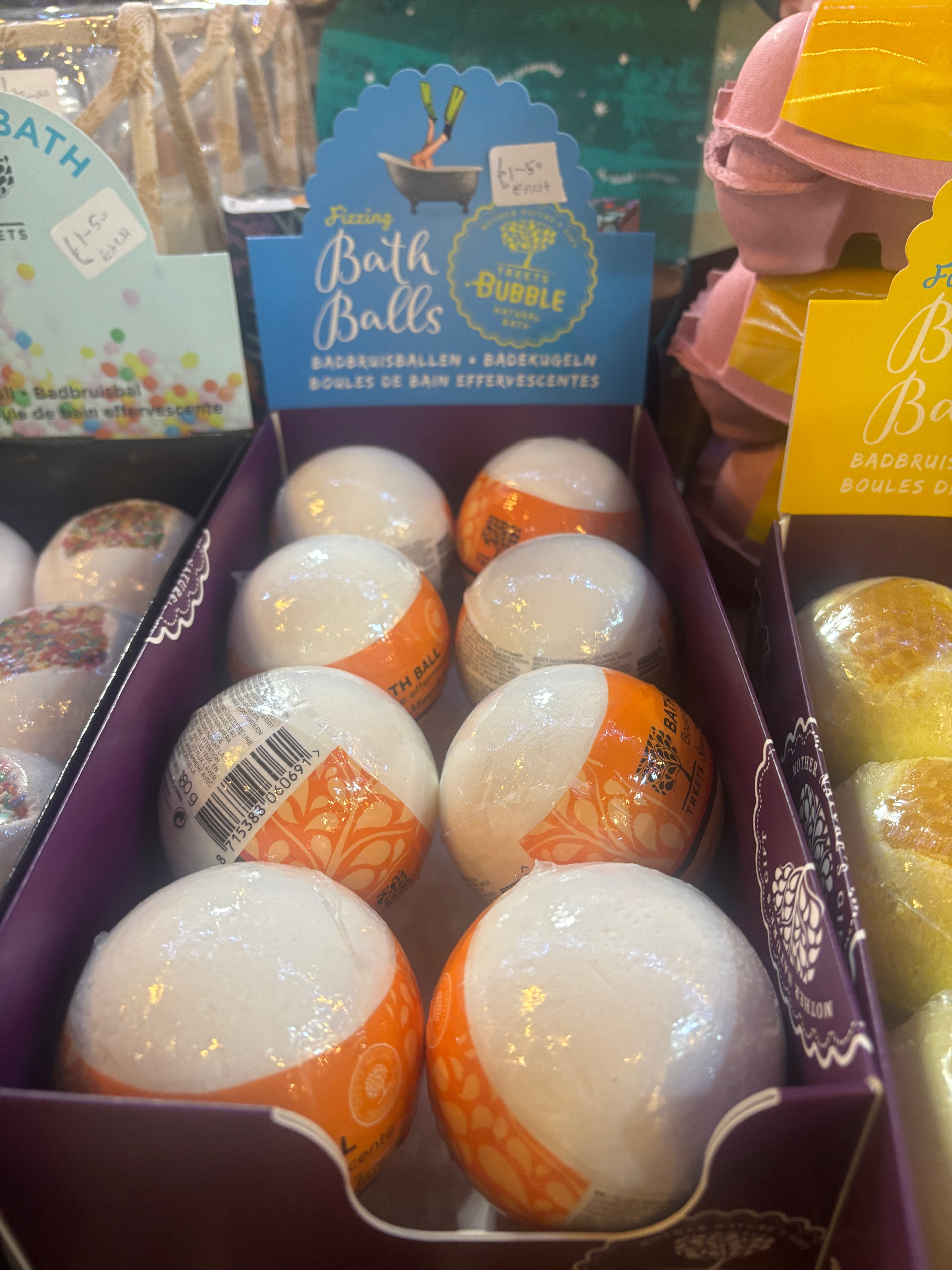 Fragrant Bath Bombs