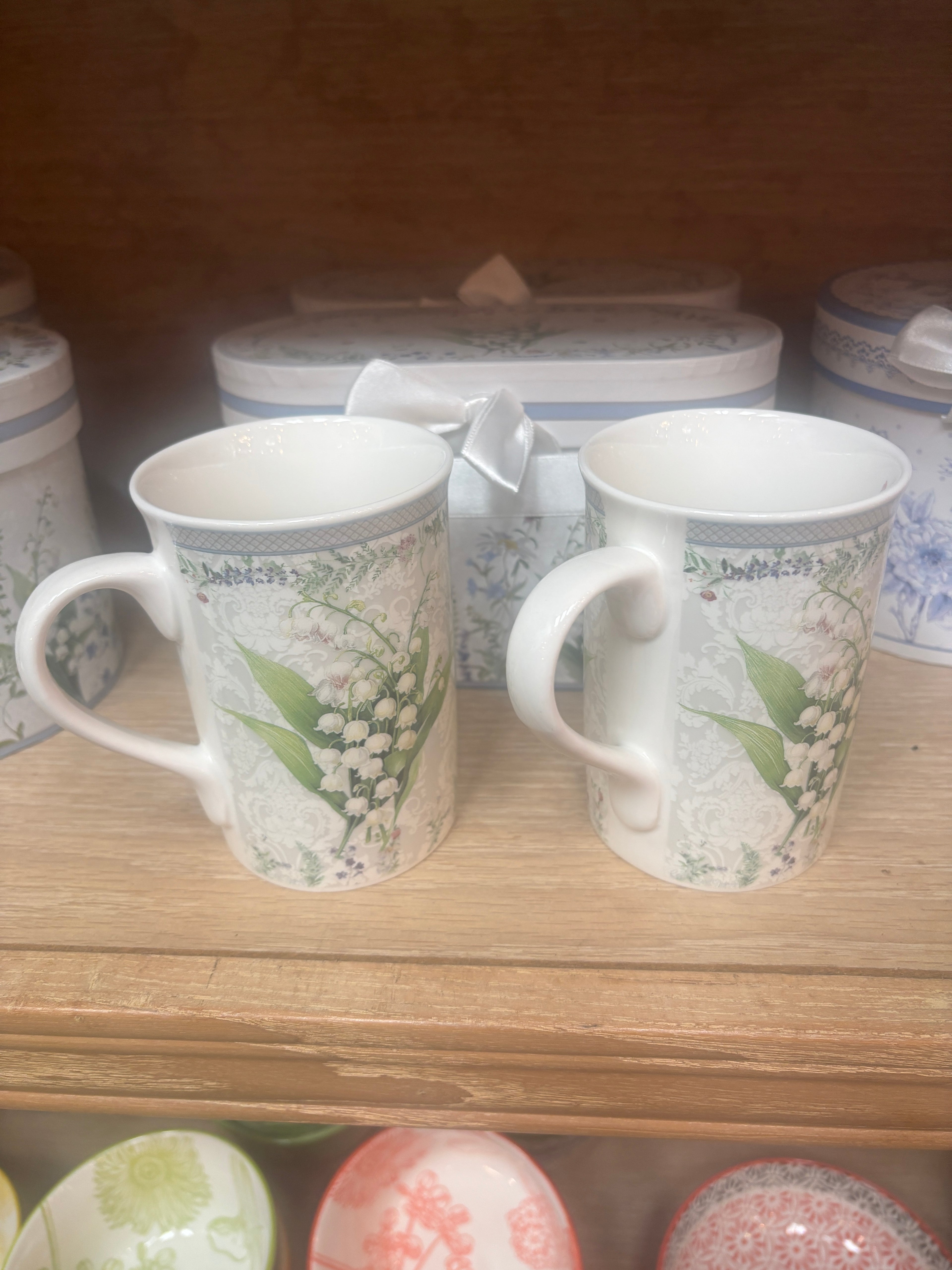 Pair of Tea Cups in Gift Box